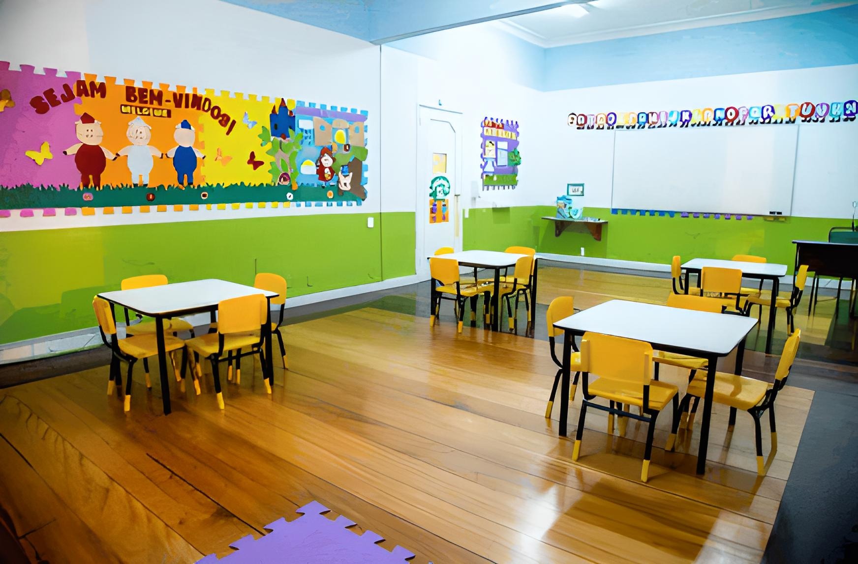 Ambiente de educação infantil com móveis ergonômicos